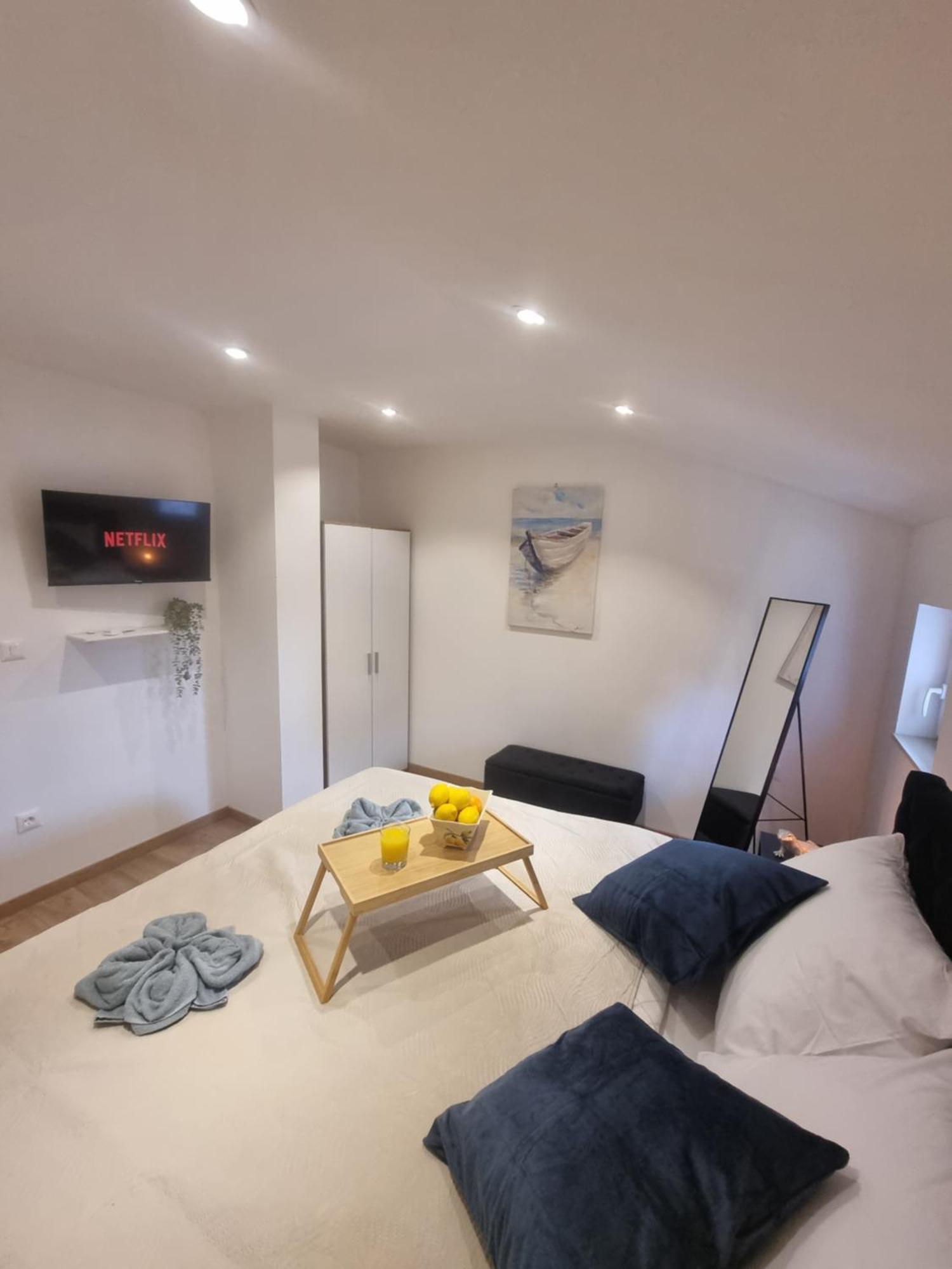 Apartment Niko 塞尼 客房 照片